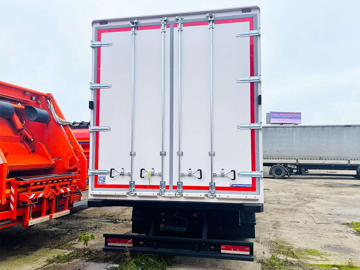 Фургон рефрижератор на шасси КАМАЗ 65208